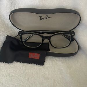 Ray Ban RB 5285 2034 53/19 145. Black and Clear Eyeglasses Frame